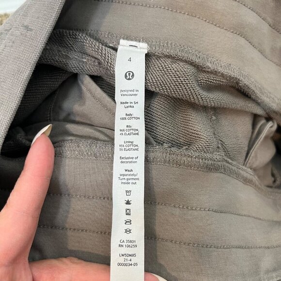 Lululemon Warm Down Joggers 7/8 Length Thread Dye Rover Black Size 4 sweatpants - Picture 10 of 11